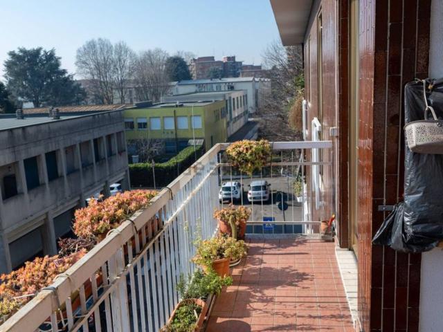 Appartamento in vendita a Monza, Cristo Re