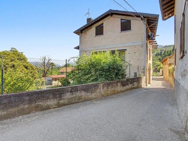 Appartamento in vendita a Roggiano, Brissago Valtravaglia
