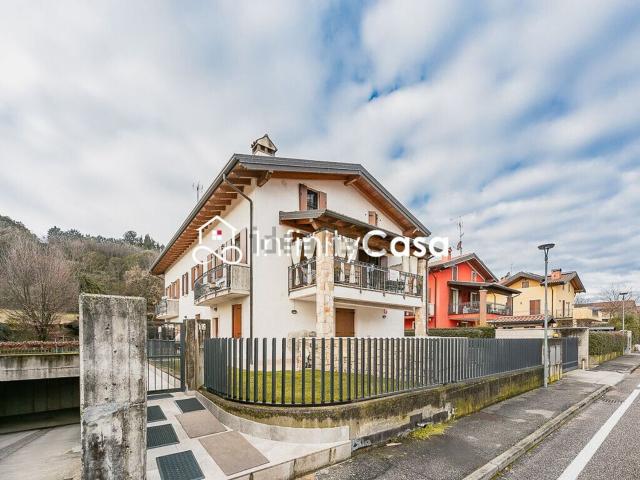 Appartamento in vendita a Costermano, Veneto