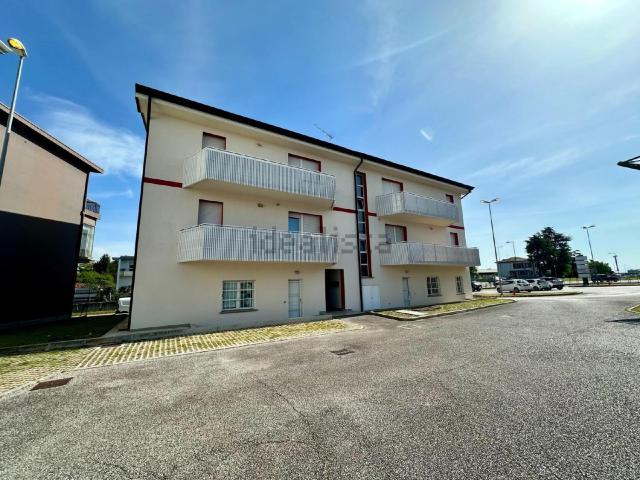 Appartamento in vendita a Manzano, Friuli-Venezia Giulia