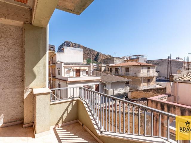 Appartamento in vendita a Partinico, Sicilia