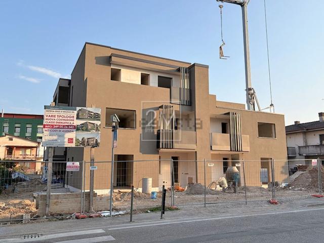 Appartamento in vendita a Siena, Villafranca Di Verona