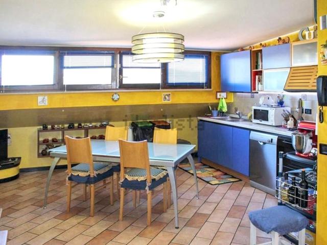 Appartamento in vendita a Osteria Nuova, Marche