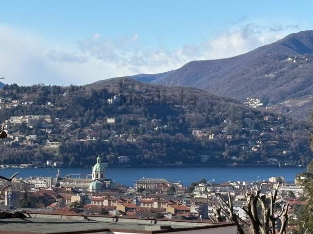 Appartamento in vendita a Como, Lombardia