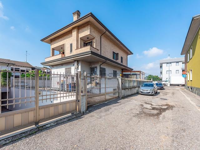 Appartamento in vendita a Pagliera, Lainate