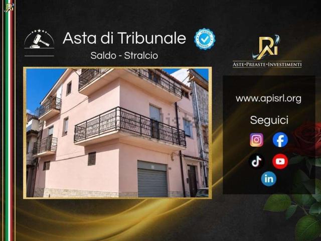 Appartamento in vendita a Irsina, Matera