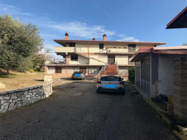 Appartamento in vendita a Torella Dei Lombardi, Campania