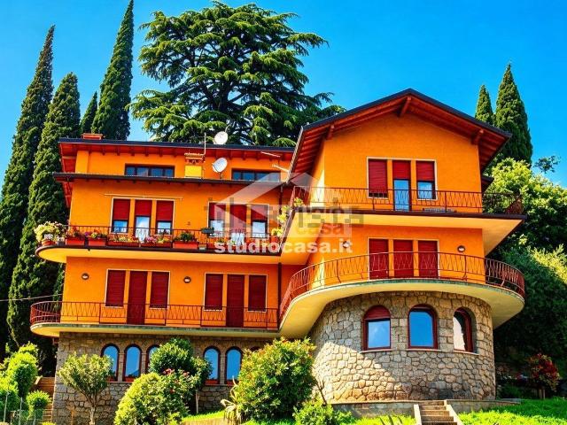 Appartamento in vendita a Lovere, Bergamo