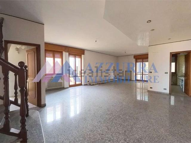 Appartamento in vendita a Montenero di Bisaccia, Campobasso