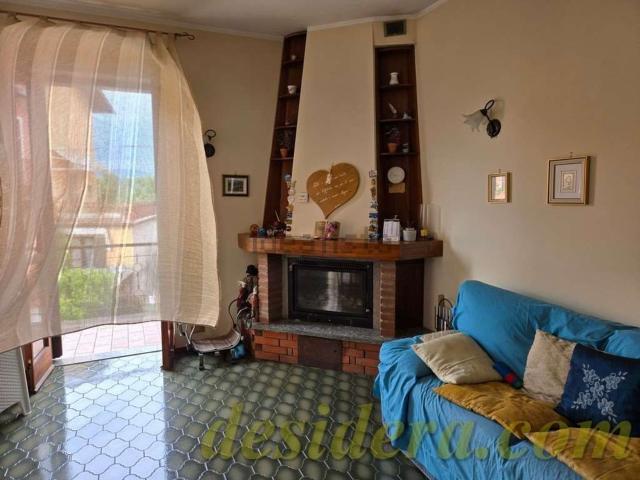 Appartamento in vendita a Dormelletto, Novara