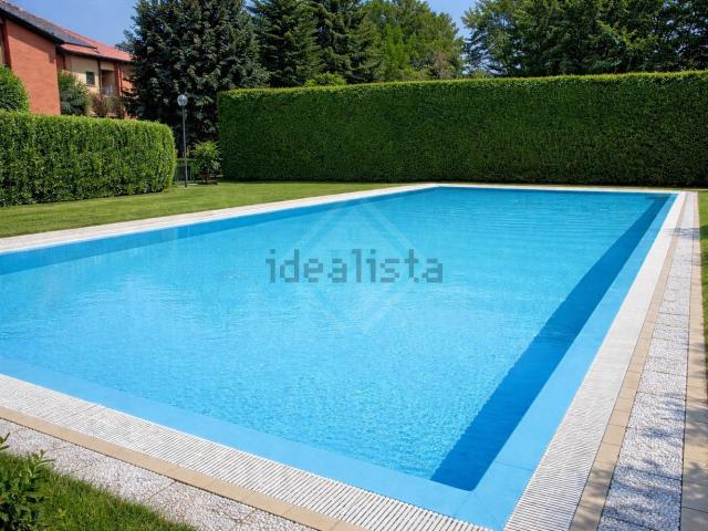 Appartamento in vendita a Vergiate, Lombardia