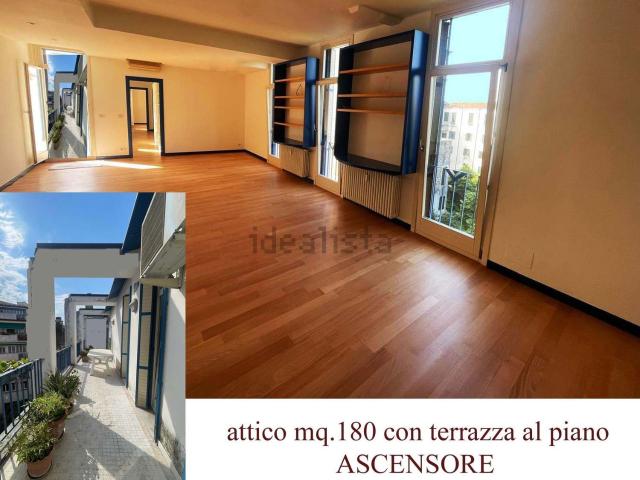 Attico in vendita a Venezia-Murano-Burano, Venezia