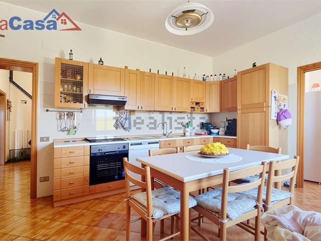 Appartamento in vendita a Addolorata, Marche