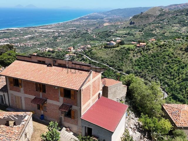 Appartamento in vendita a Sant'agata Di Militello, Sicilia