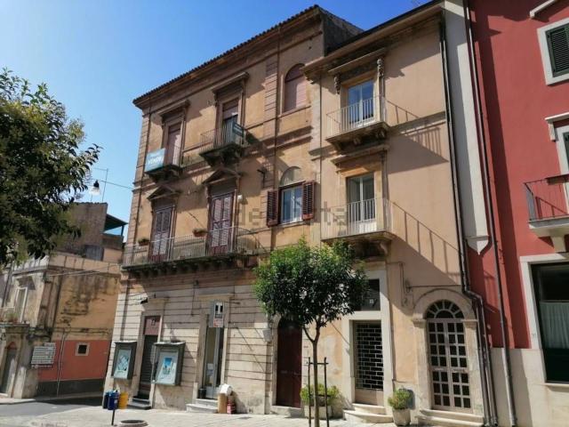 Appartamento in vendita a Ragusa Ibla, Ragusa