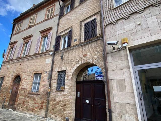 Appartamento in vendita a Castelnuovo, Marche