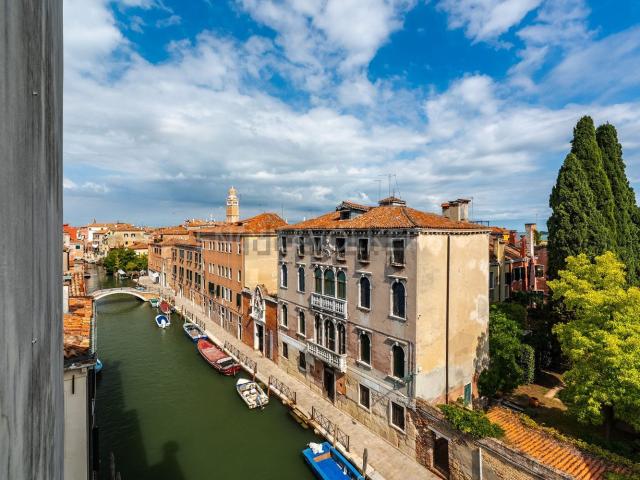 Appartamento in vendita a Venezia-Murano-Burano, Venezia