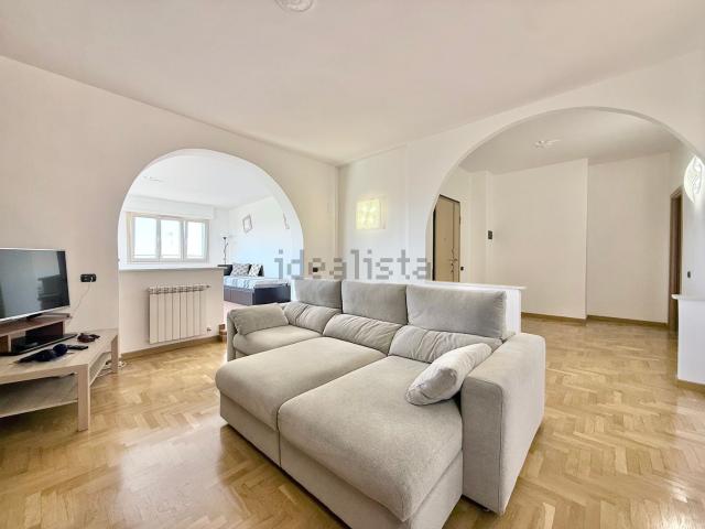 Attico in vendita a Poggio dell'Asino, Roma Capitale