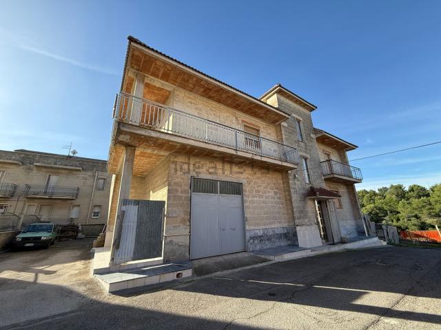 Appartamento in vendita a Crispiano, Taranto