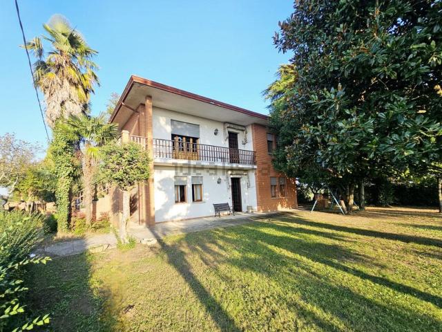 Appartamento in vendita a Villa Estense, Veneto