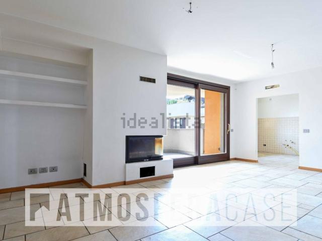 Appartamento in vendita a Treviglio, Lombardia