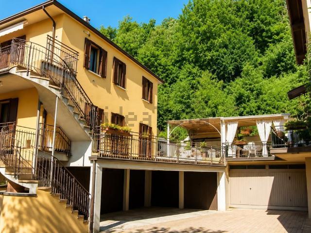 Appartamento in vendita a Soiano Del Lago, Lombardia