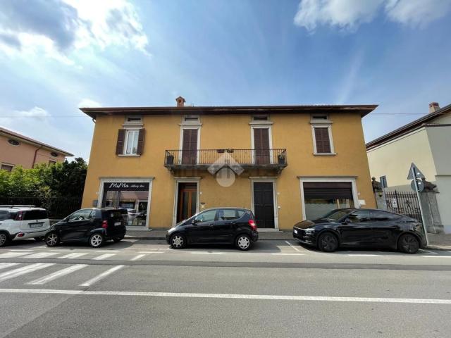 Appartamento in vendita a Almè, Lombardia