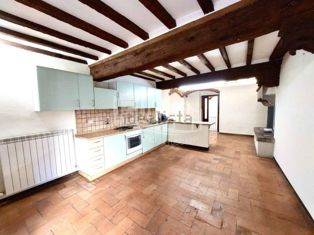 Appartamento in vendita a Poppi, Toscana