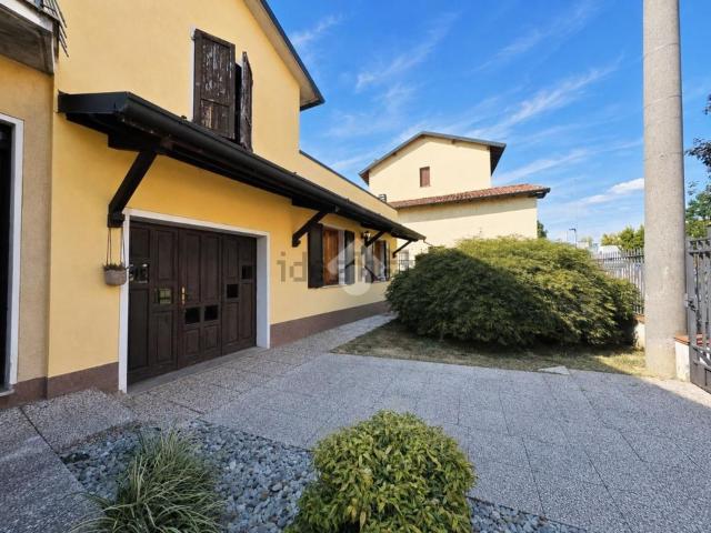 Appartamento in vendita a Chiari, Lombardia