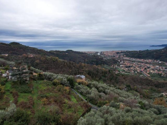 Appartamento in vendita a Cogorno, Liguria