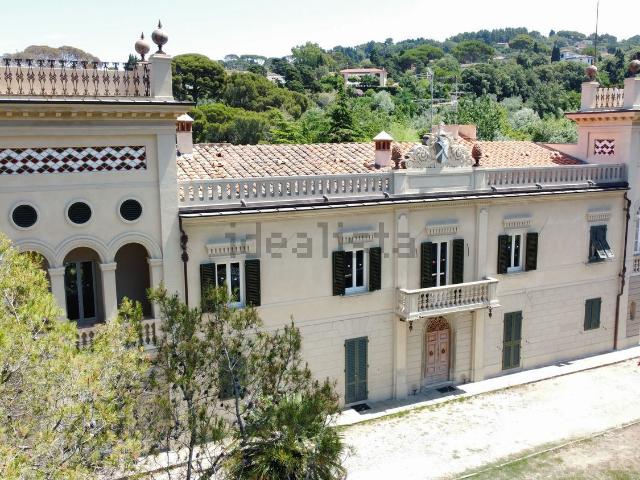 Appartamento in vendita a Montenero basso, Livorno