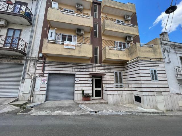 Appartamento in vendita a Crispiano, Taranto