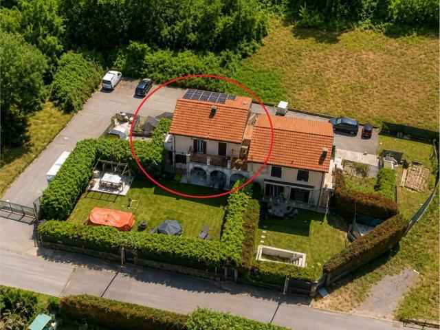 Appartamento in vendita a Follo, Liguria