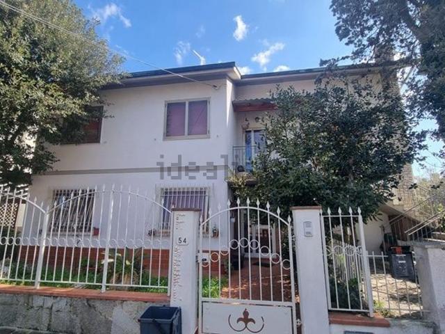 Appartamento in vendita a Cecina, Toscana