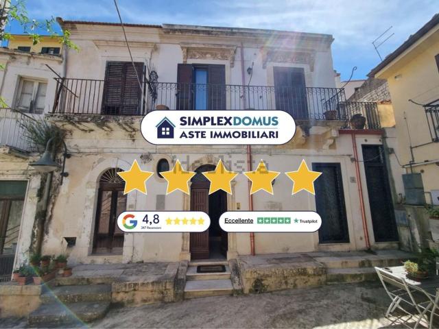 Appartamento in vendita a Cappuccini, Ragusa