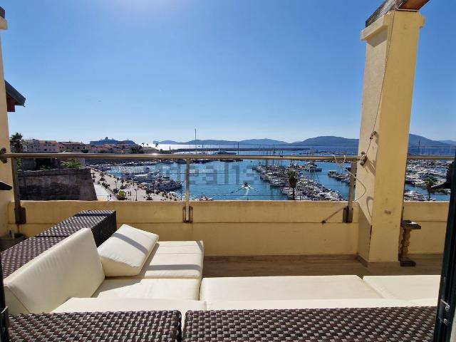 Attico in vendita a Centro Storico, Alghero