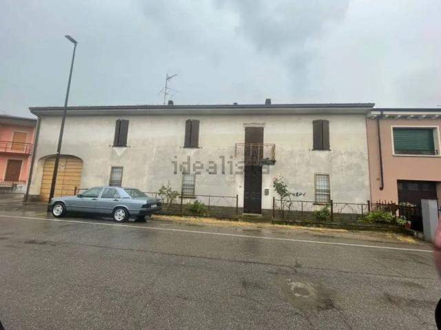Appartamento in vendita a Canneto sull'Oglio, Mantova