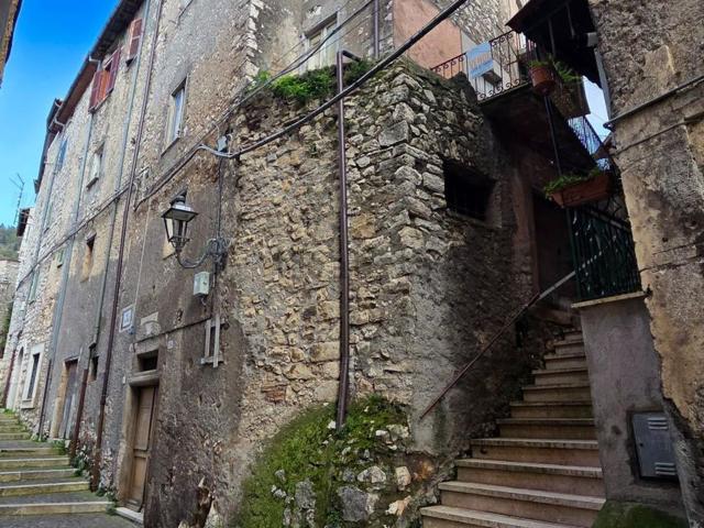 Appartamento in vendita a Piglio, Frosinone