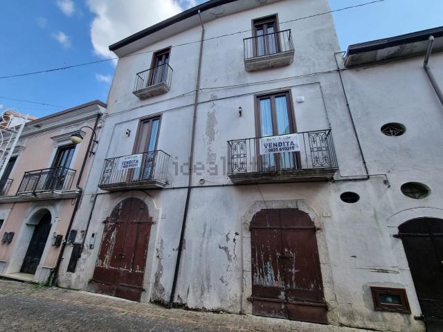 Appartamento in vendita a Montefalcione, Campania