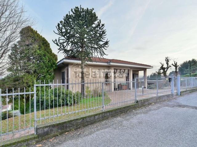 Appartamento in vendita a Albese, Albese con Cassano
