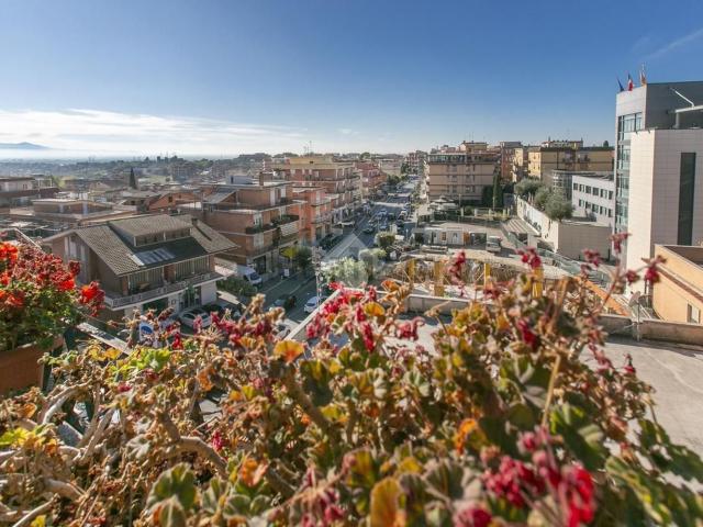 Appartamento in vendita a Tor Lupara, Roma Capitale