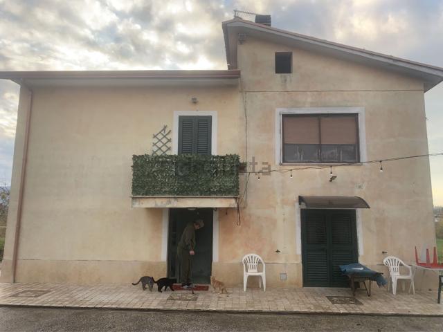 Appartamento in vendita a Aquino, Lazio