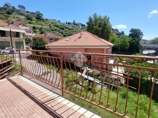 Appartamento in vendita a San Lorenzo Al Mare, Liguria
