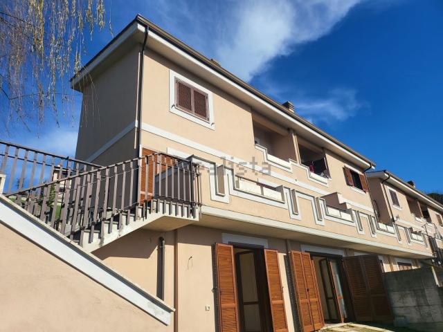 Appartamento in vendita a Forano Sabino, Lazio