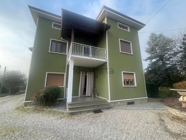Appartamento in vendita a Verdello, Lombardia