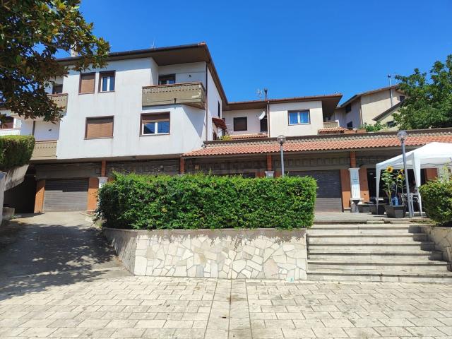 Appartamento in vendita a Candida, Campania