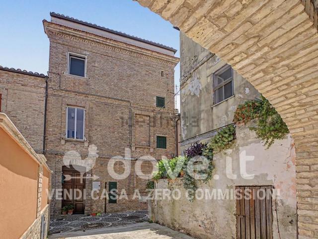 Appartamento in vendita a Atri, Abruzzo