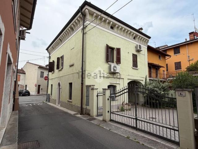 Appartamento in vendita a Leno, Lombardia