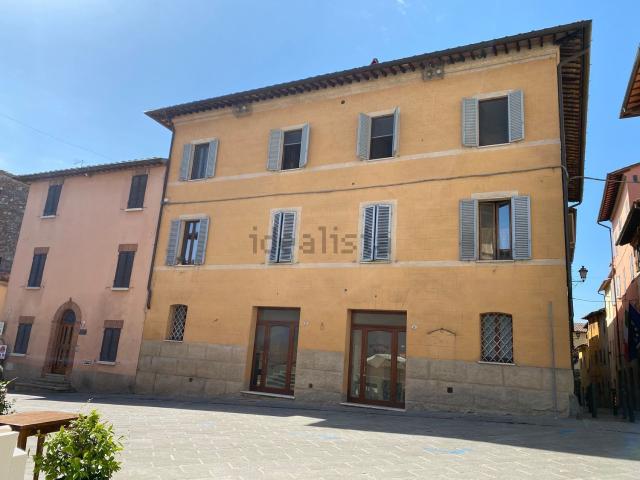Appartamento in vendita a Chiusi Città, Toscana
