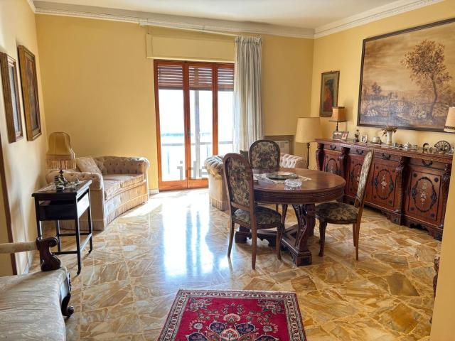 Appartamento in vendita a Parco Carrara, Calabria